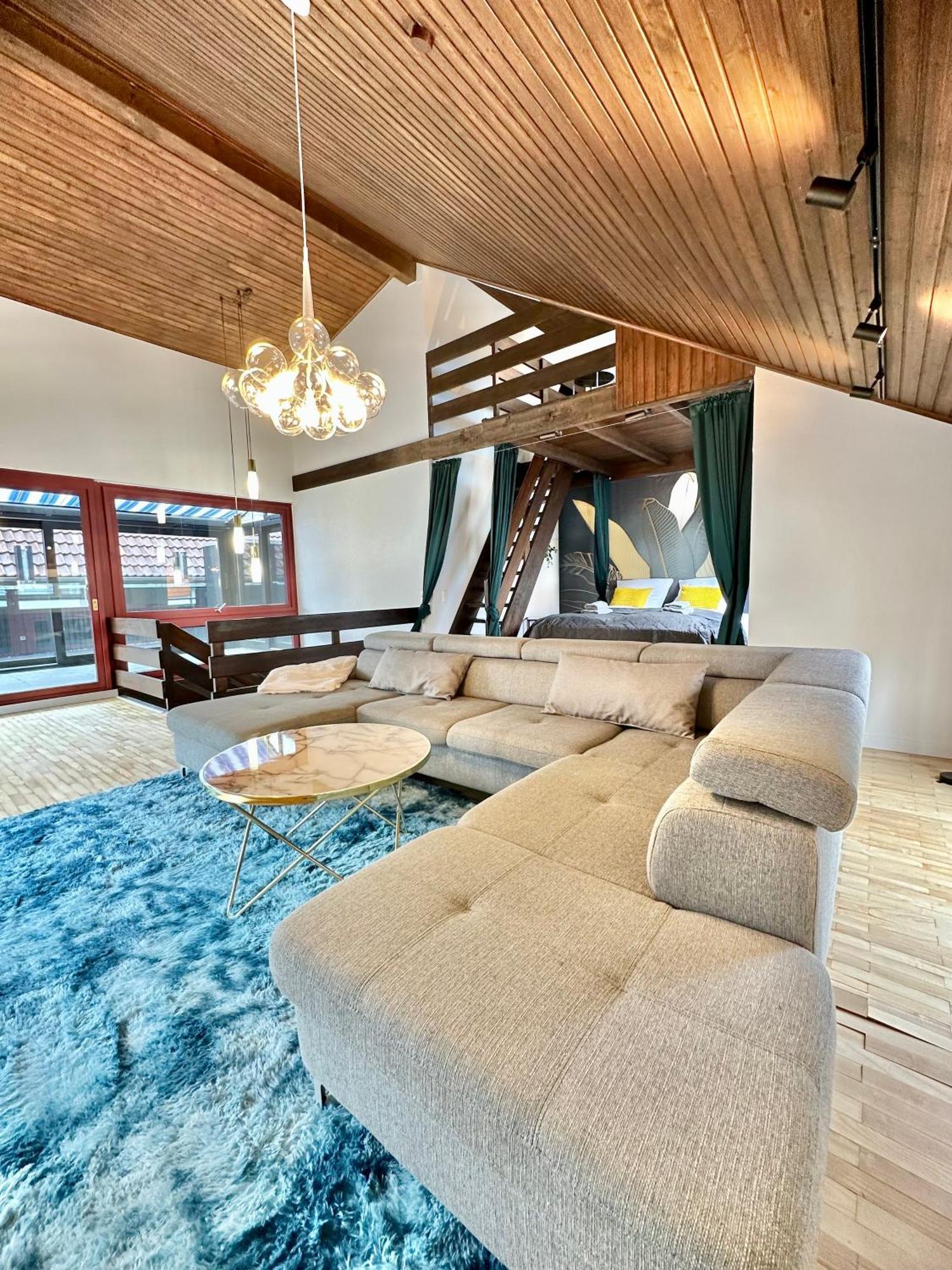 City-Apartment Mit Dachterrasse & Massagesessel In Der Fussgaengerzone K4 オルデンブルク エクステリア 写真